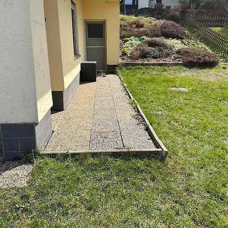 Hills House Apartman Warmensteinach
