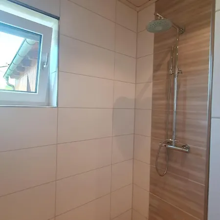 Hills House Apartman